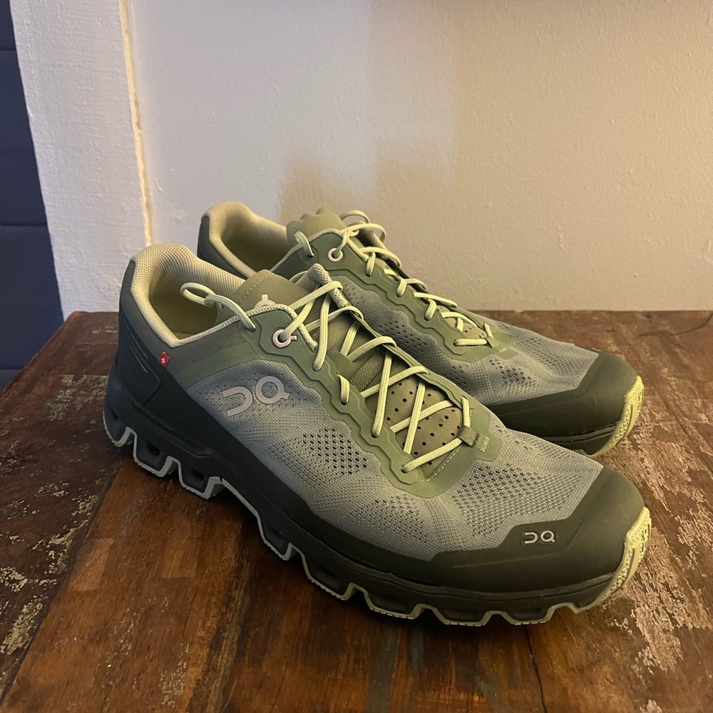 mens hiking shoes